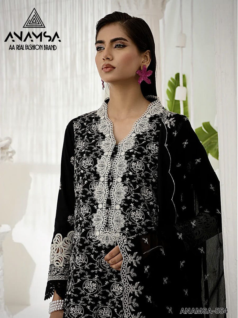 Luxurious Heavy Embroidered Fox Georgette Outfit with Sequence Work